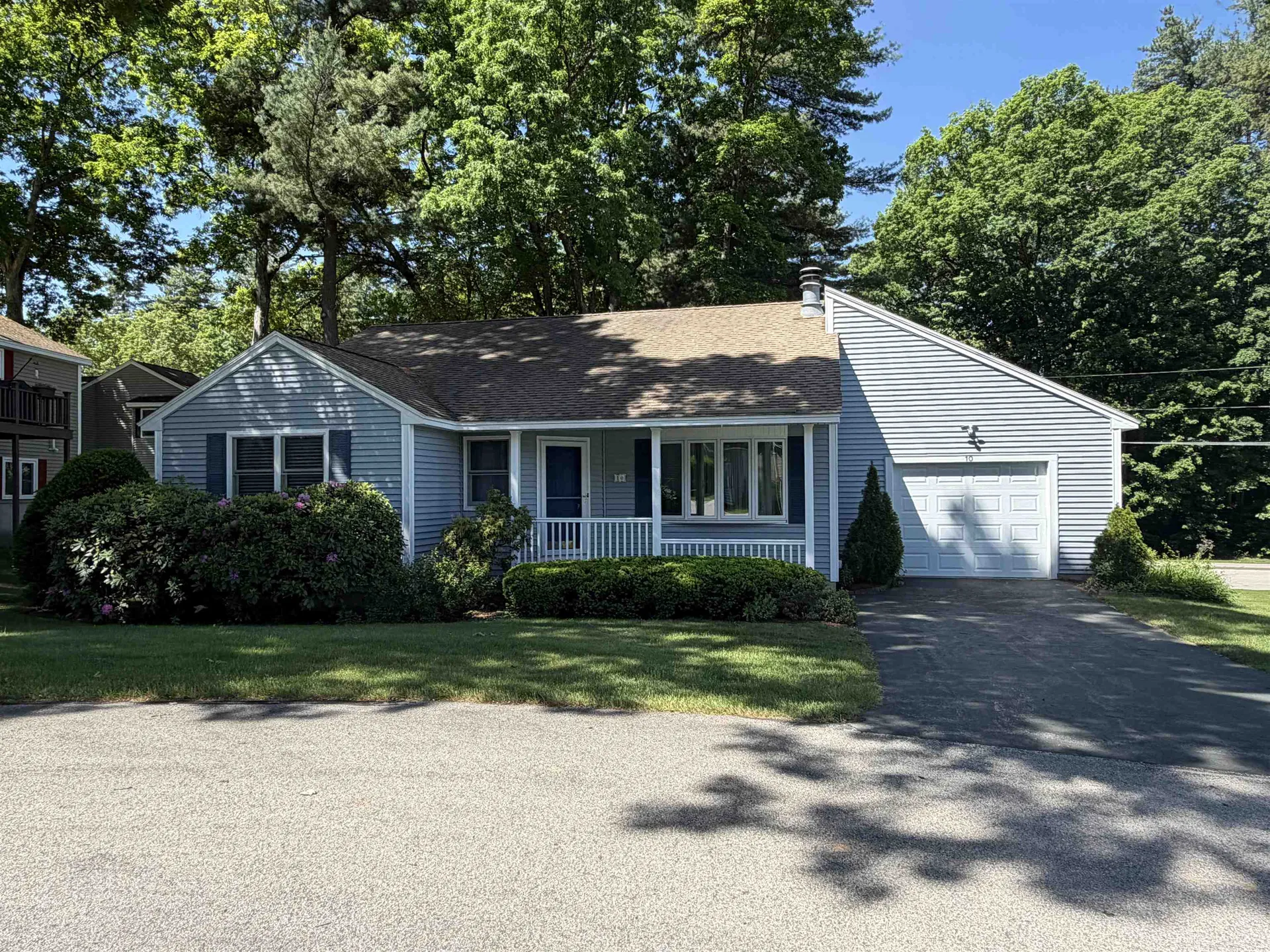 10 Jamaica Lane Nashua NH 03063