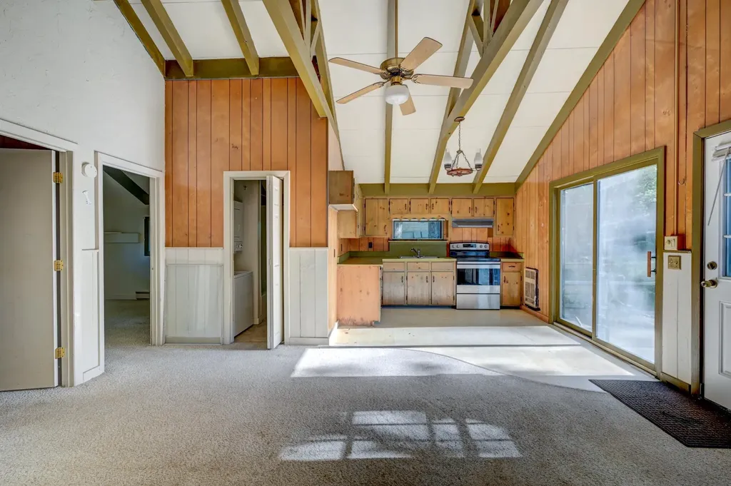 27 Ash Street Conway NH 03860