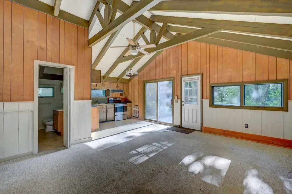 27 Ash Street Conway NH 03860
