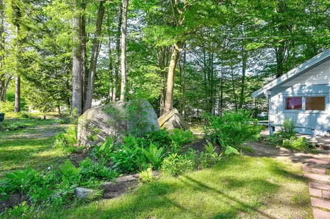27 Ash Street Conway NH 03860