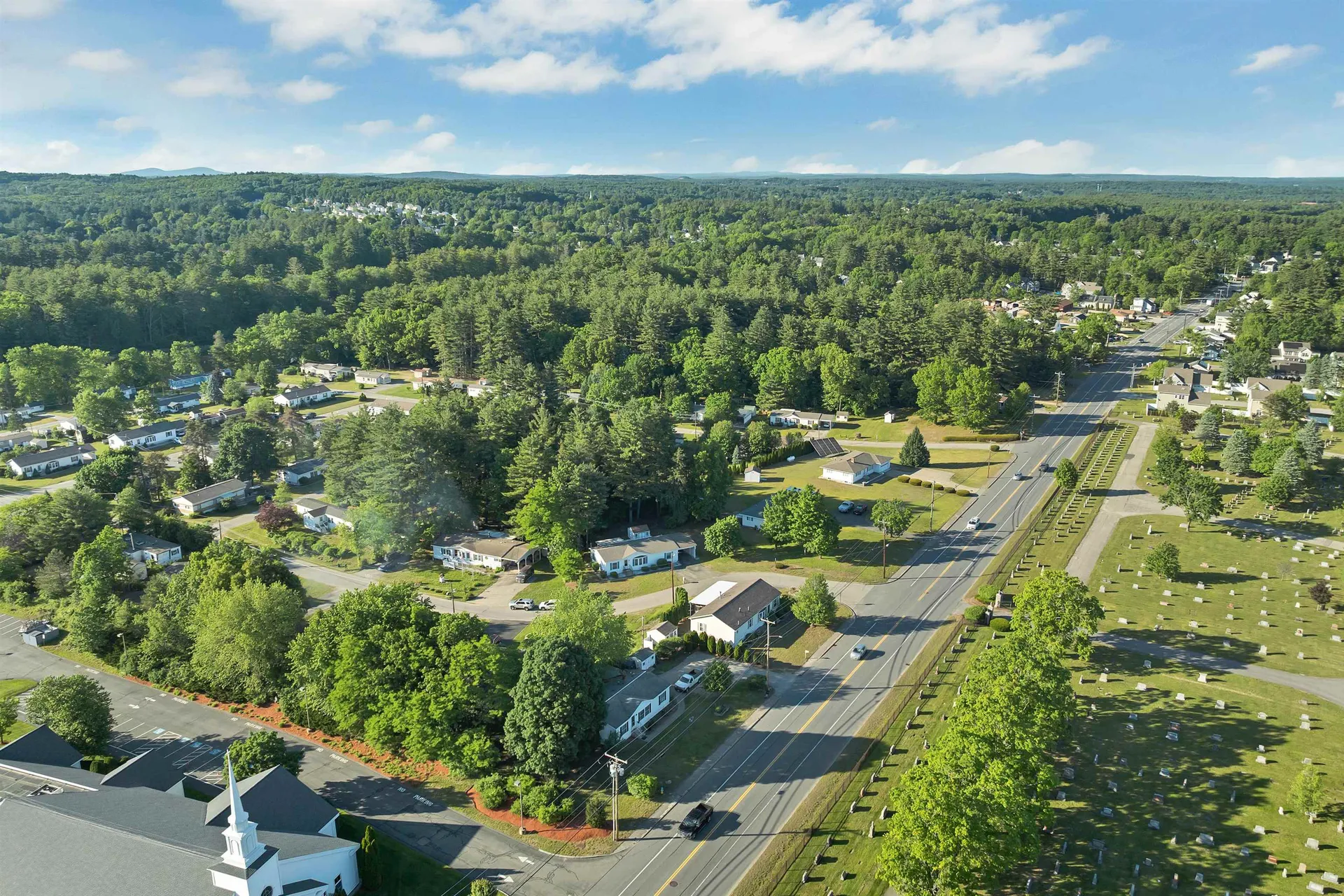 17 Xenia Street Nashua NH 03062