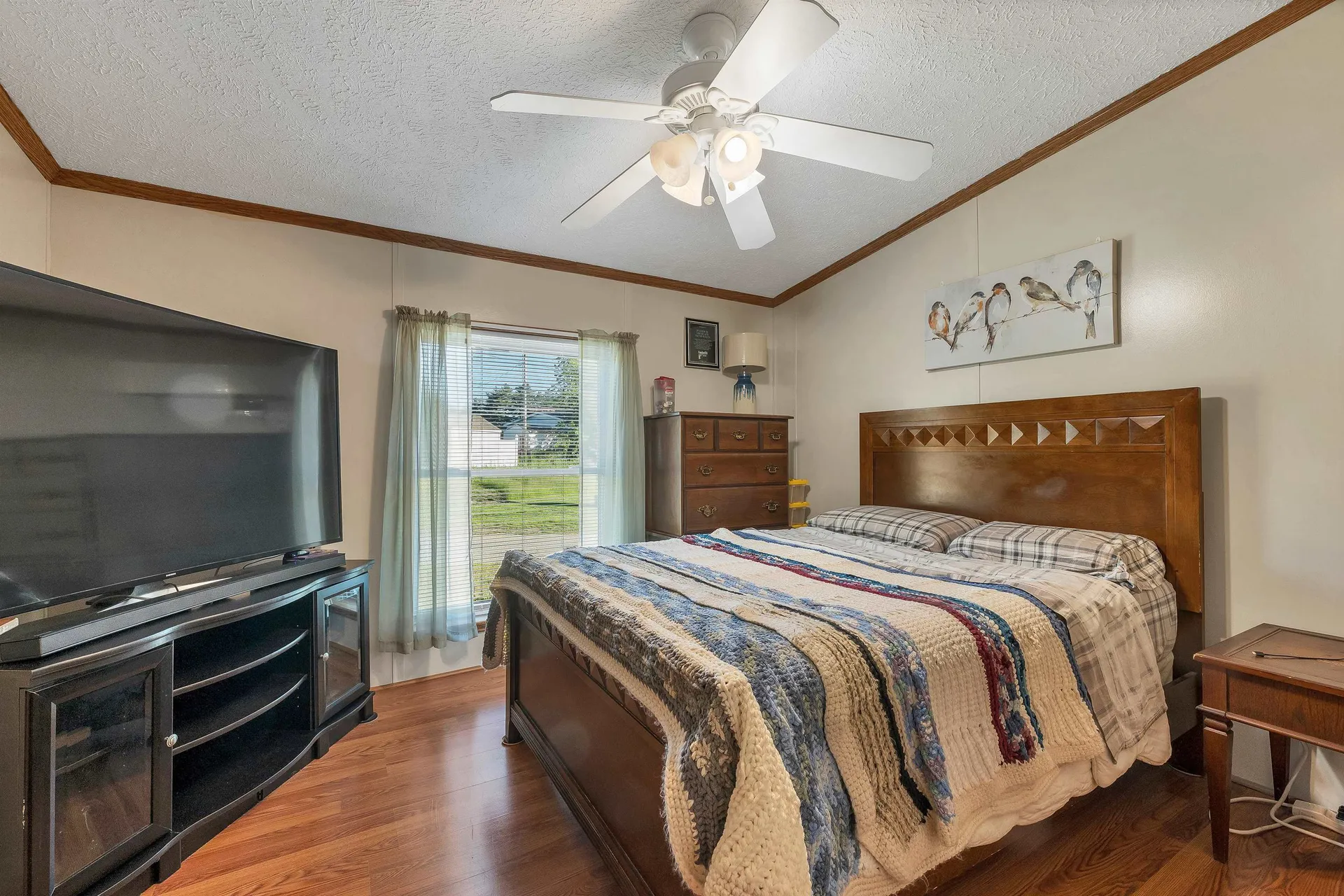 17 Xenia Street Nashua NH 03062