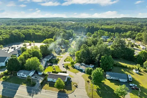 17 Xenia Street Nashua NH 03062