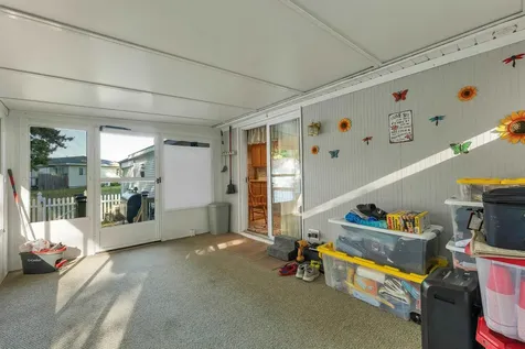 17 Xenia Street Nashua NH 03062