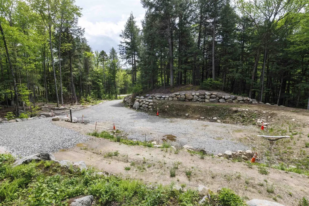 15 Otter Brook Road Woodstock NH 03262