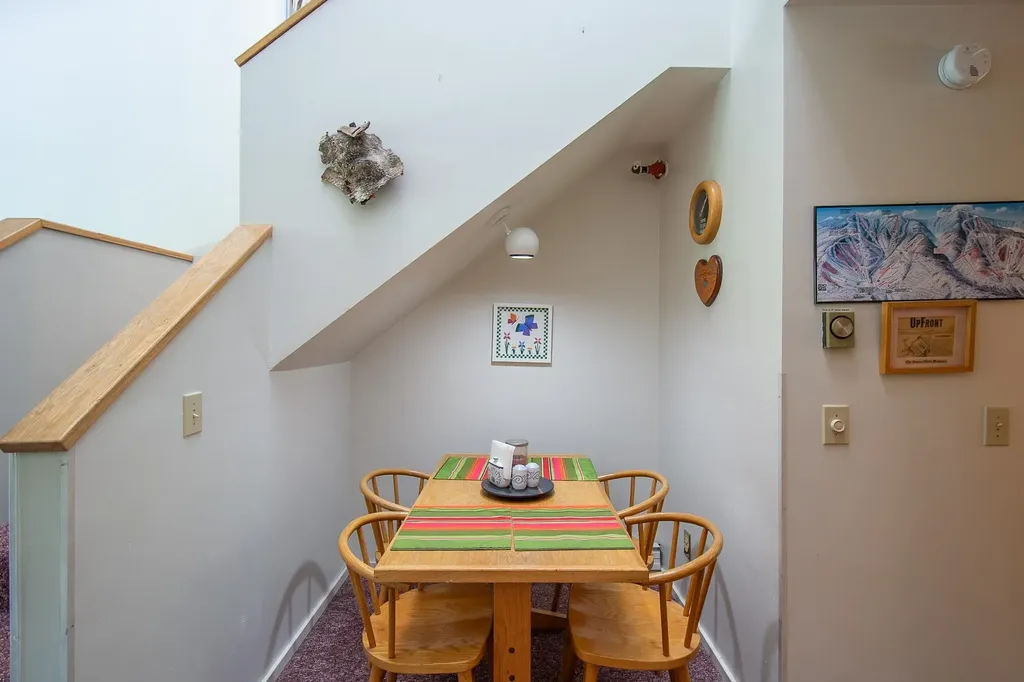 161 Mountainside Drive Warren VT 05674