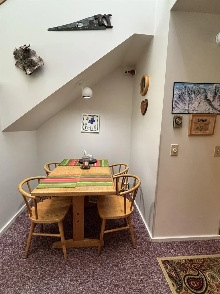 18 Mountainside Drive Warren VT 05674