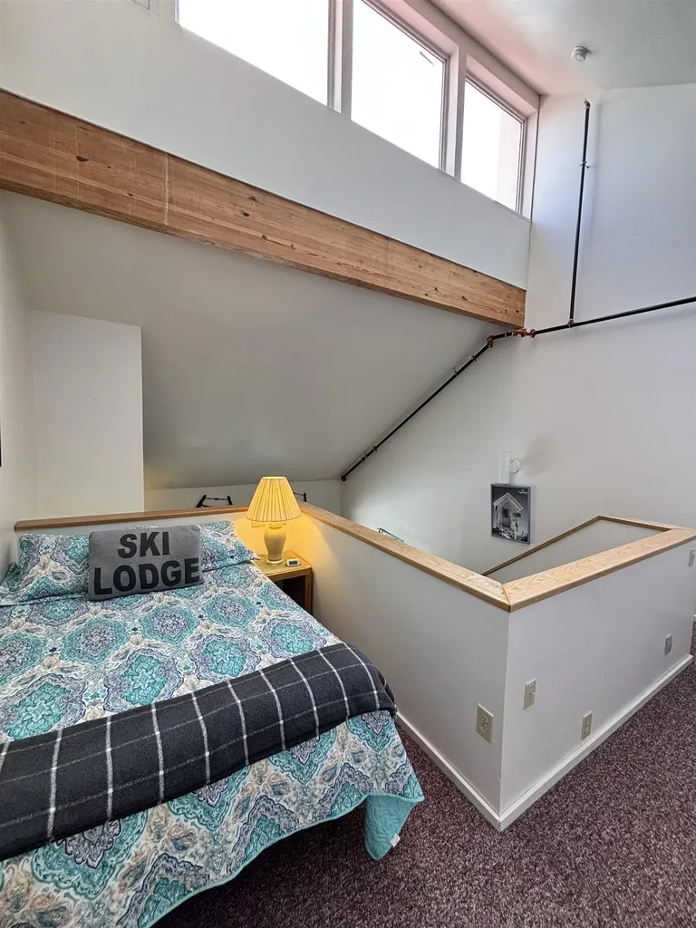 18 Mountainside Drive Warren VT 05674
