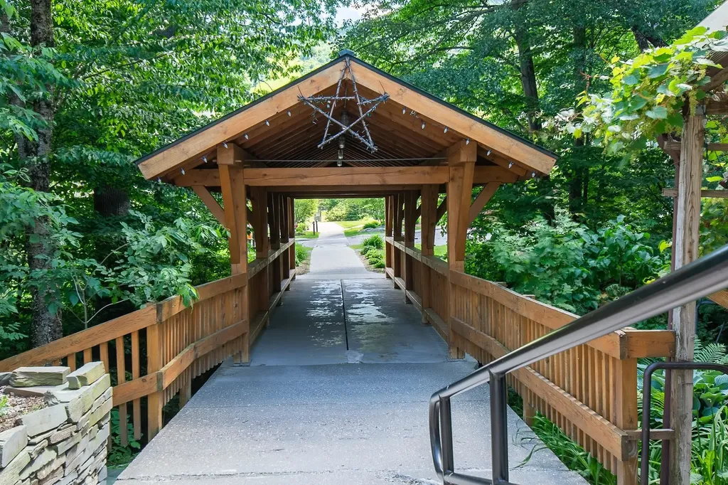161 Mountainside Drive Warren VT 05674