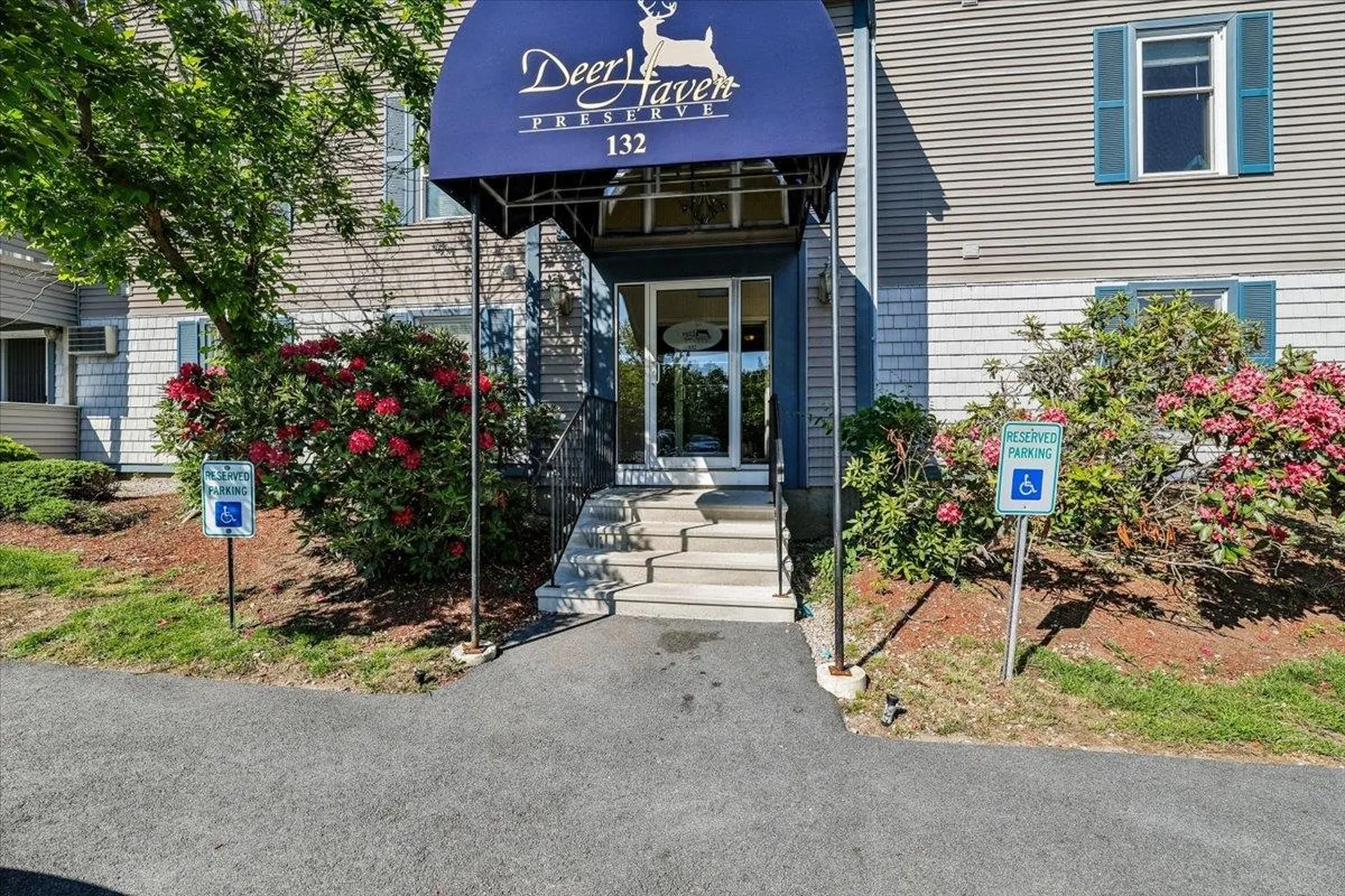 132 Eastern Avenue Manchester NH 03104