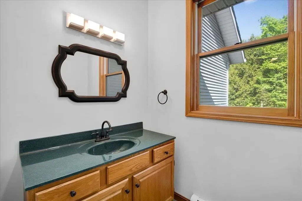40 Brookside Lane Hinesburg VT 05461