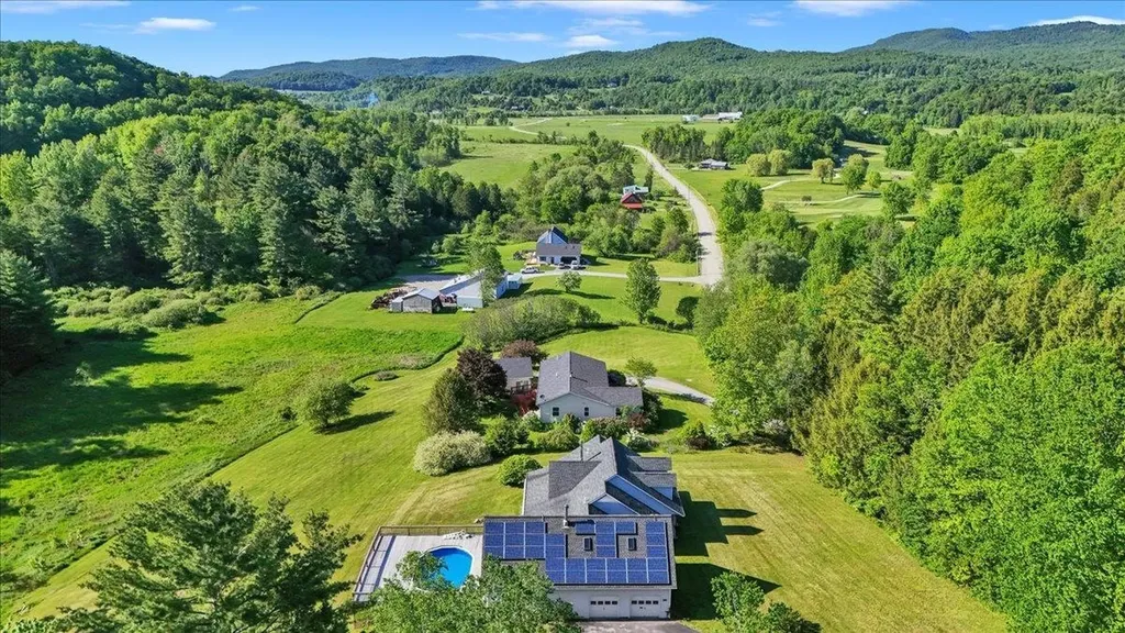 40 Brookside Lane Hinesburg VT 05461