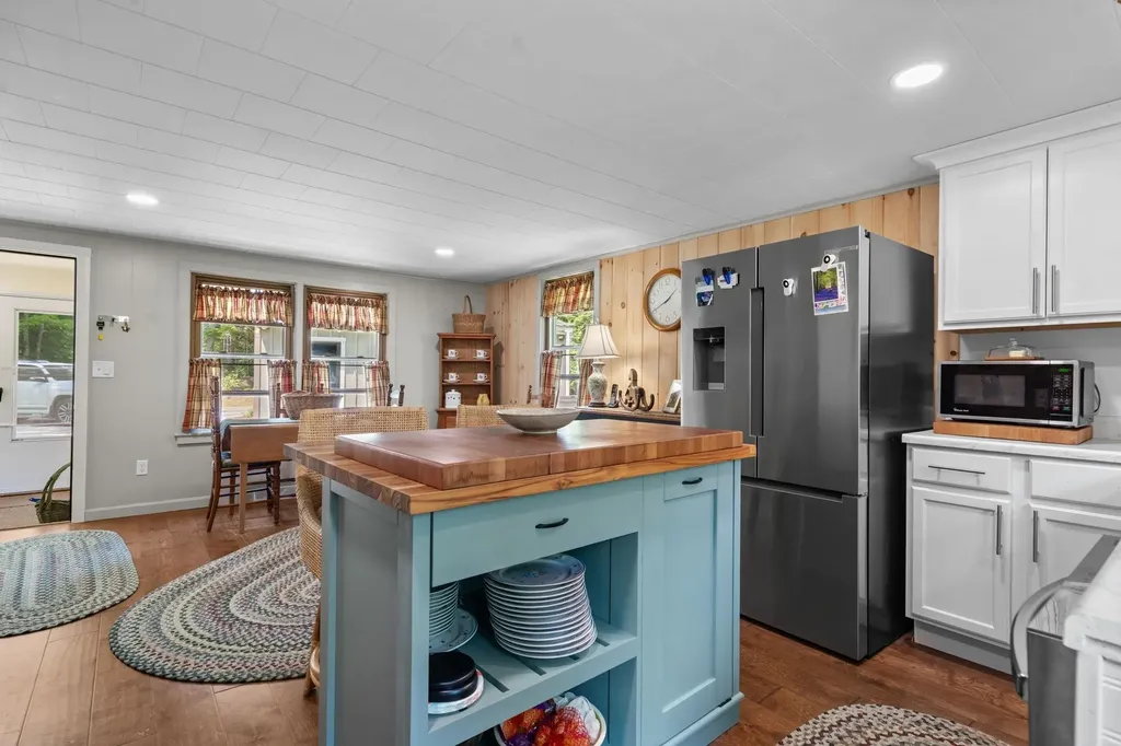 49 Shedd Road Hillsborough NH 03244
