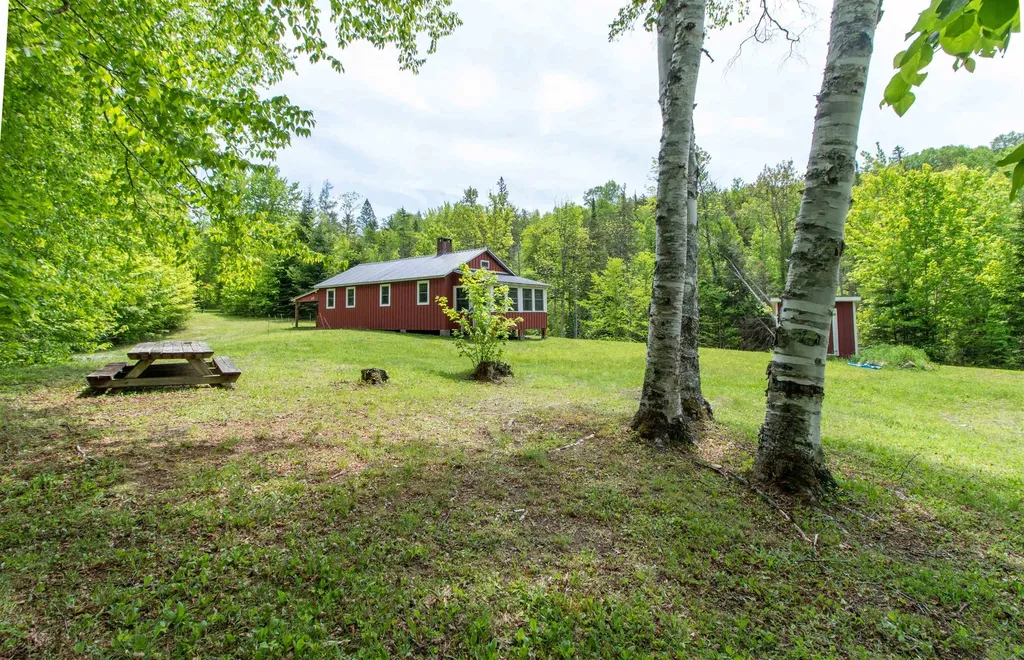 6885 Kirby Mountain Road Kirby VT 05851