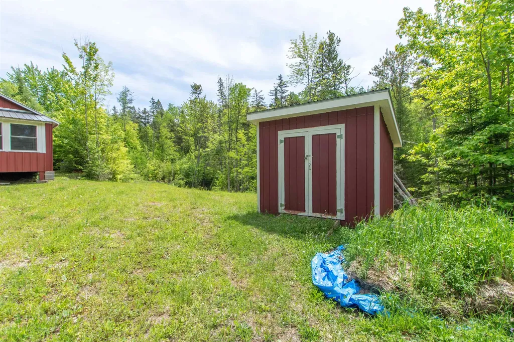 6885 Kirby Mountain Road Kirby VT 05851
