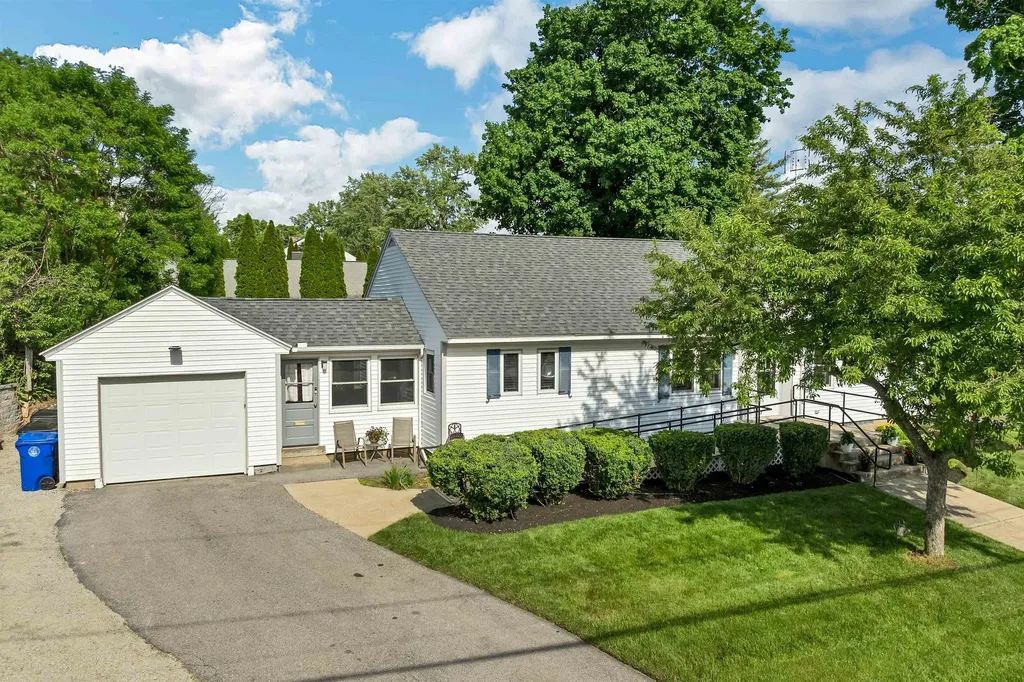 2263 Elm Street Manchester NH 03104