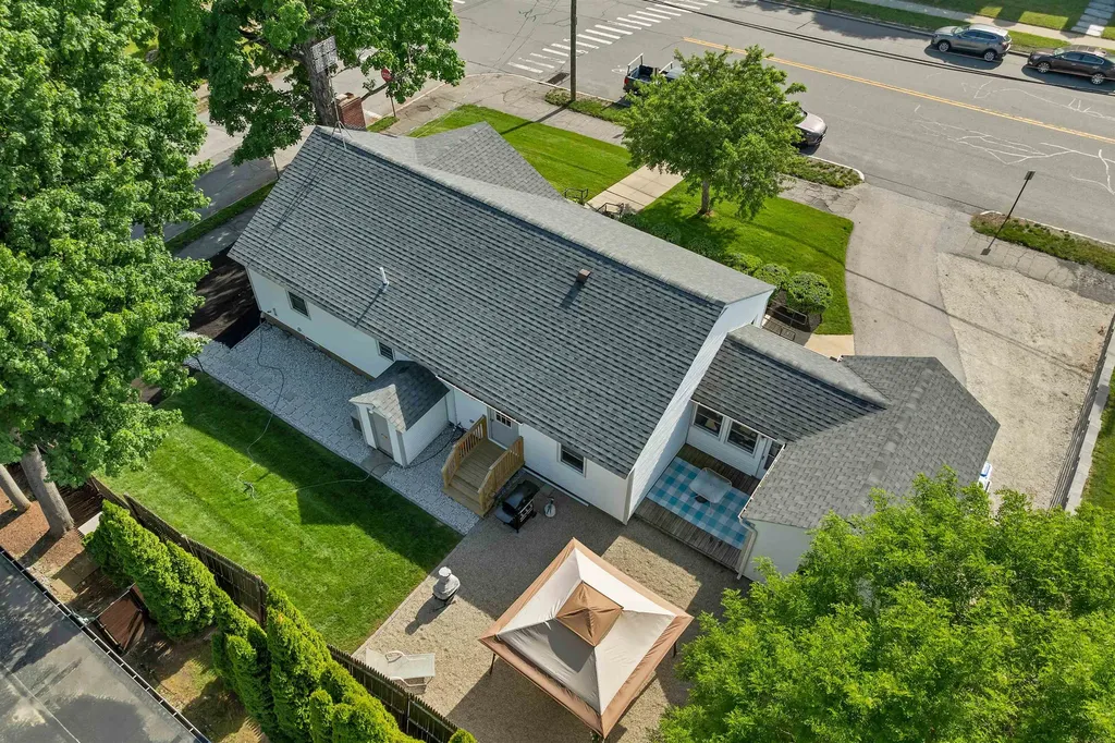 2263 Elm Street Manchester NH 03104