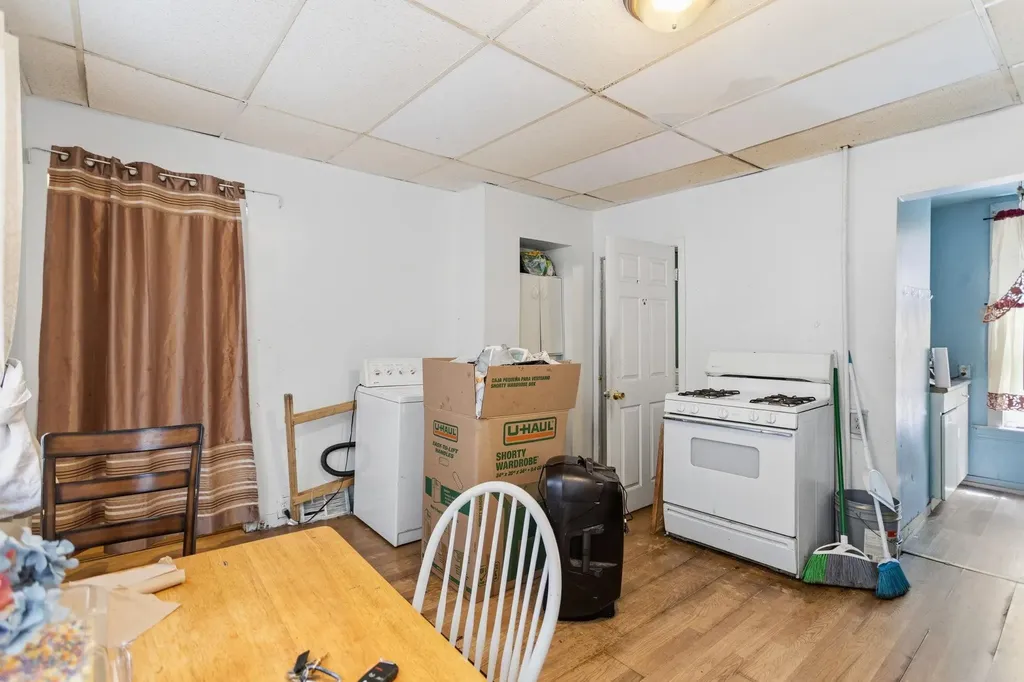 217 Spruce Street Manchester NH 03103