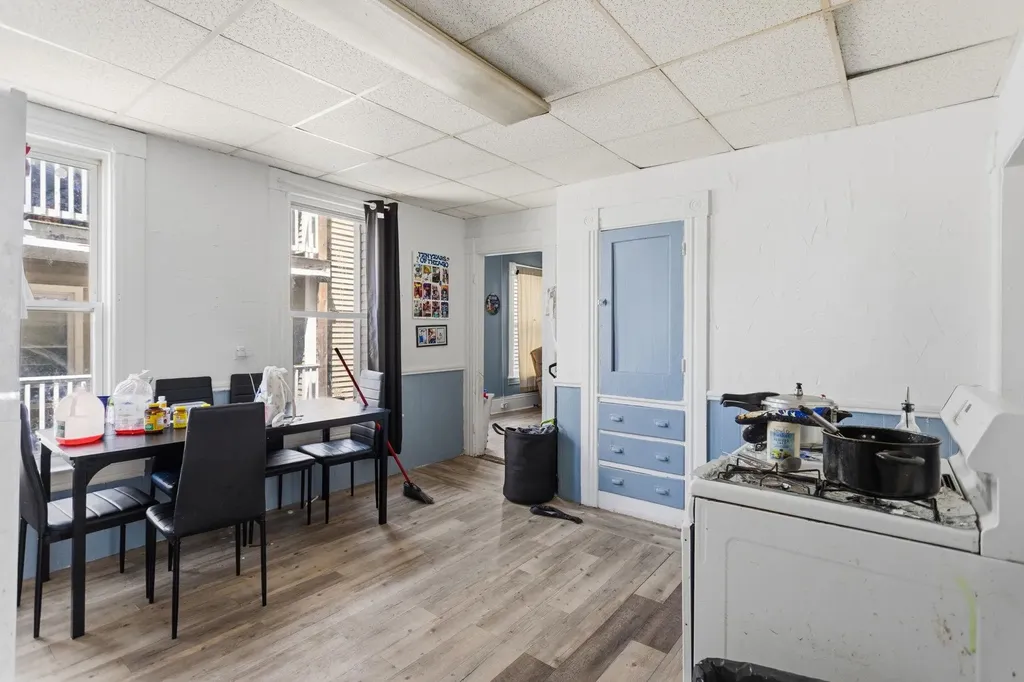217 Spruce Street Manchester NH 03103