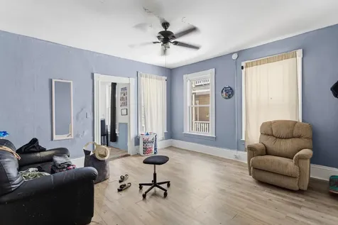217 Spruce Street Manchester NH 03103