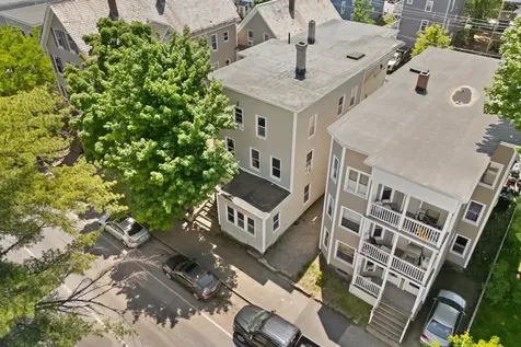 217 Spruce Street Manchester NH 03103