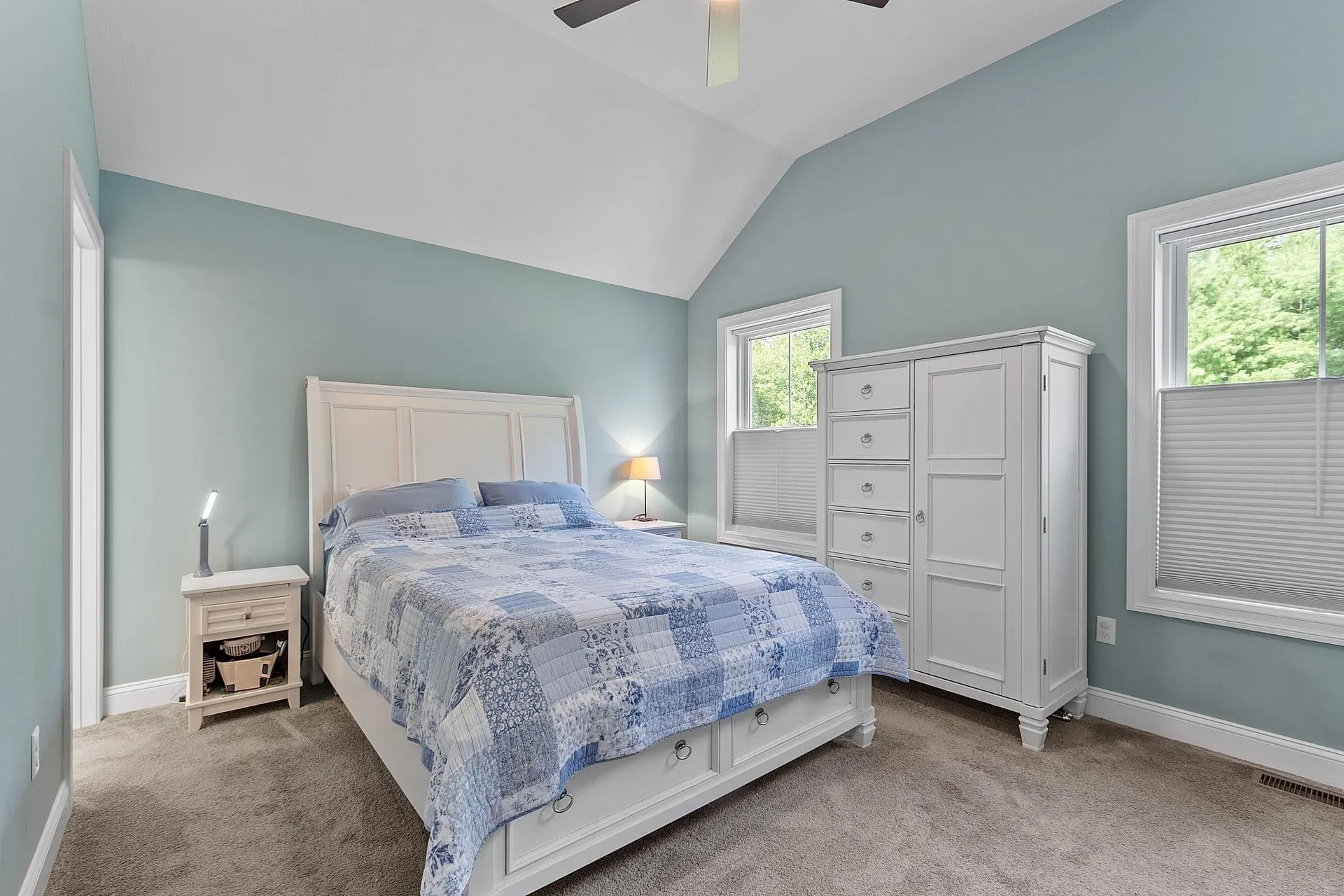 7 Paddock Circle Nashua NH 03062