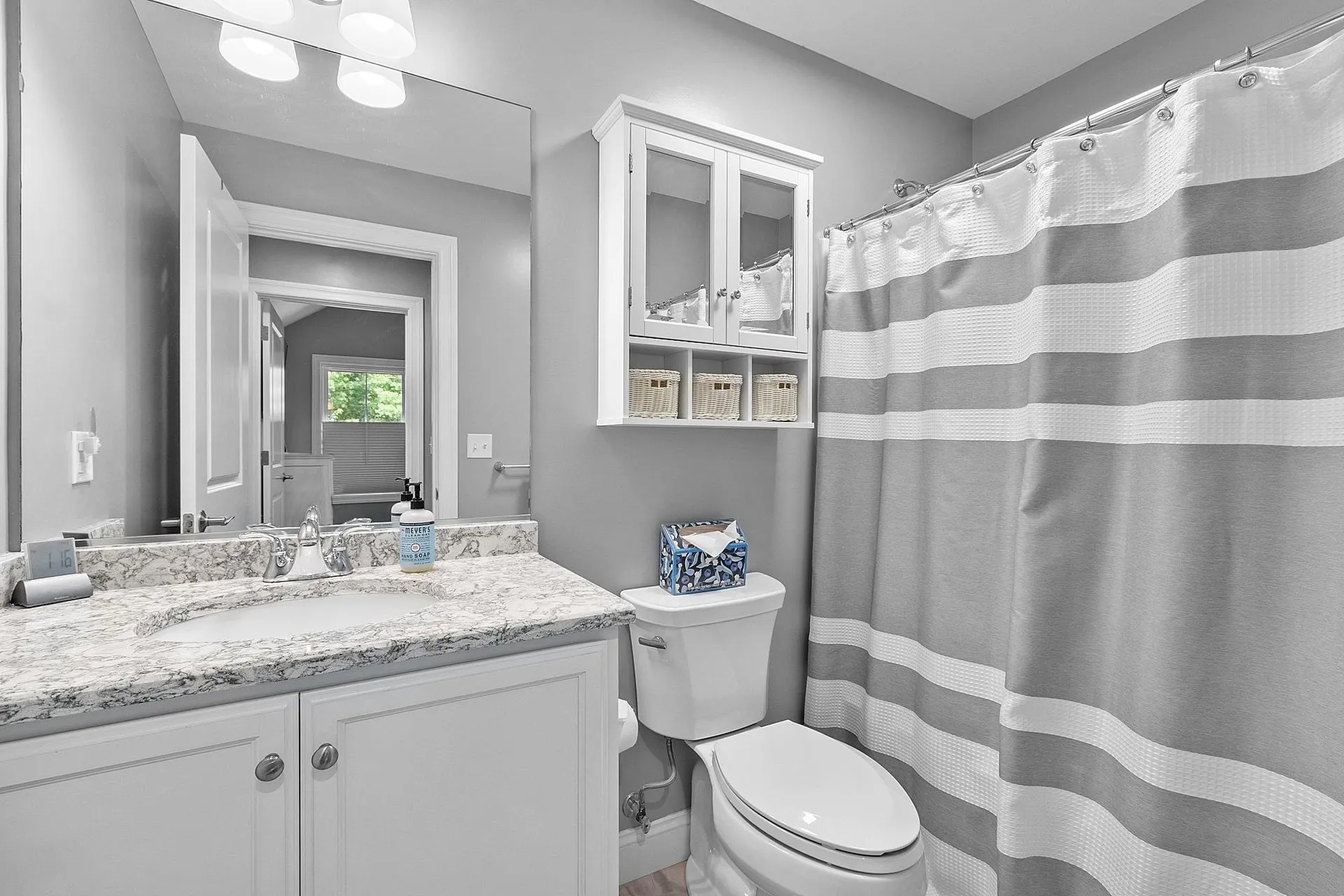 7 Paddock Circle Nashua NH 03062