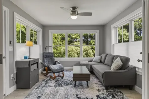 7 Paddock Circle Nashua NH 03062