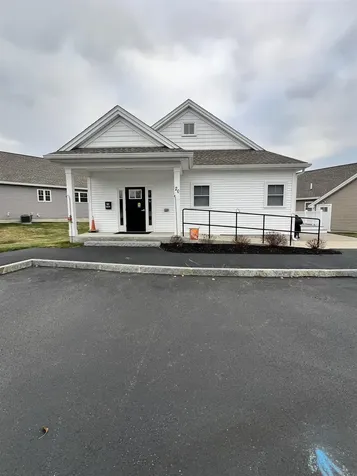 7 Paddock Circle Nashua NH 03062
