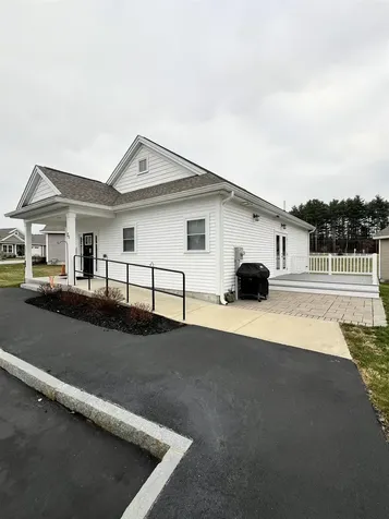 7 Paddock Circle Nashua NH 03062