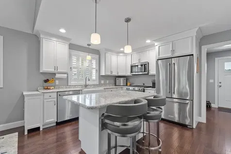 7 Paddock Circle Nashua NH 03062