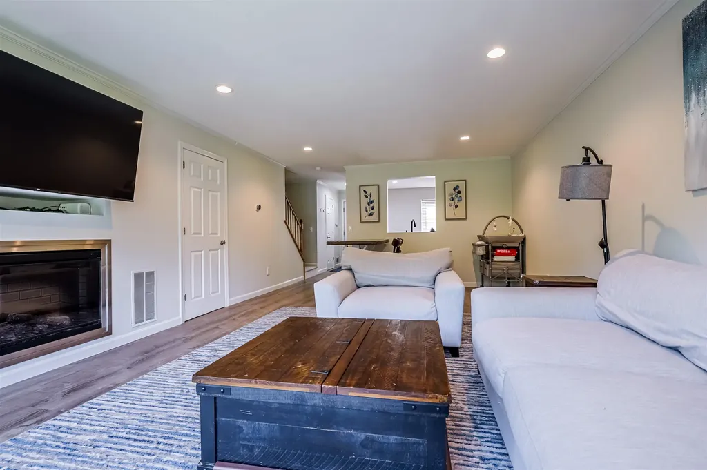 15 Middlesex Road Merrimack NH 03054