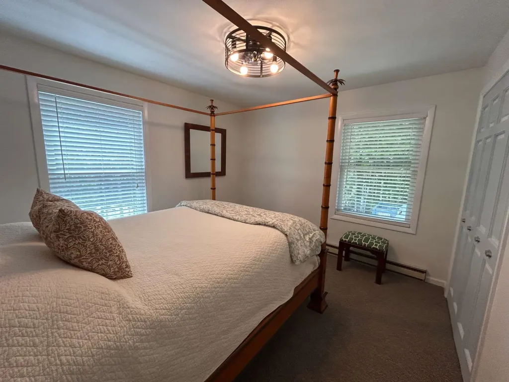 35 King Arthur Lane Bristol NH 03222-3637
