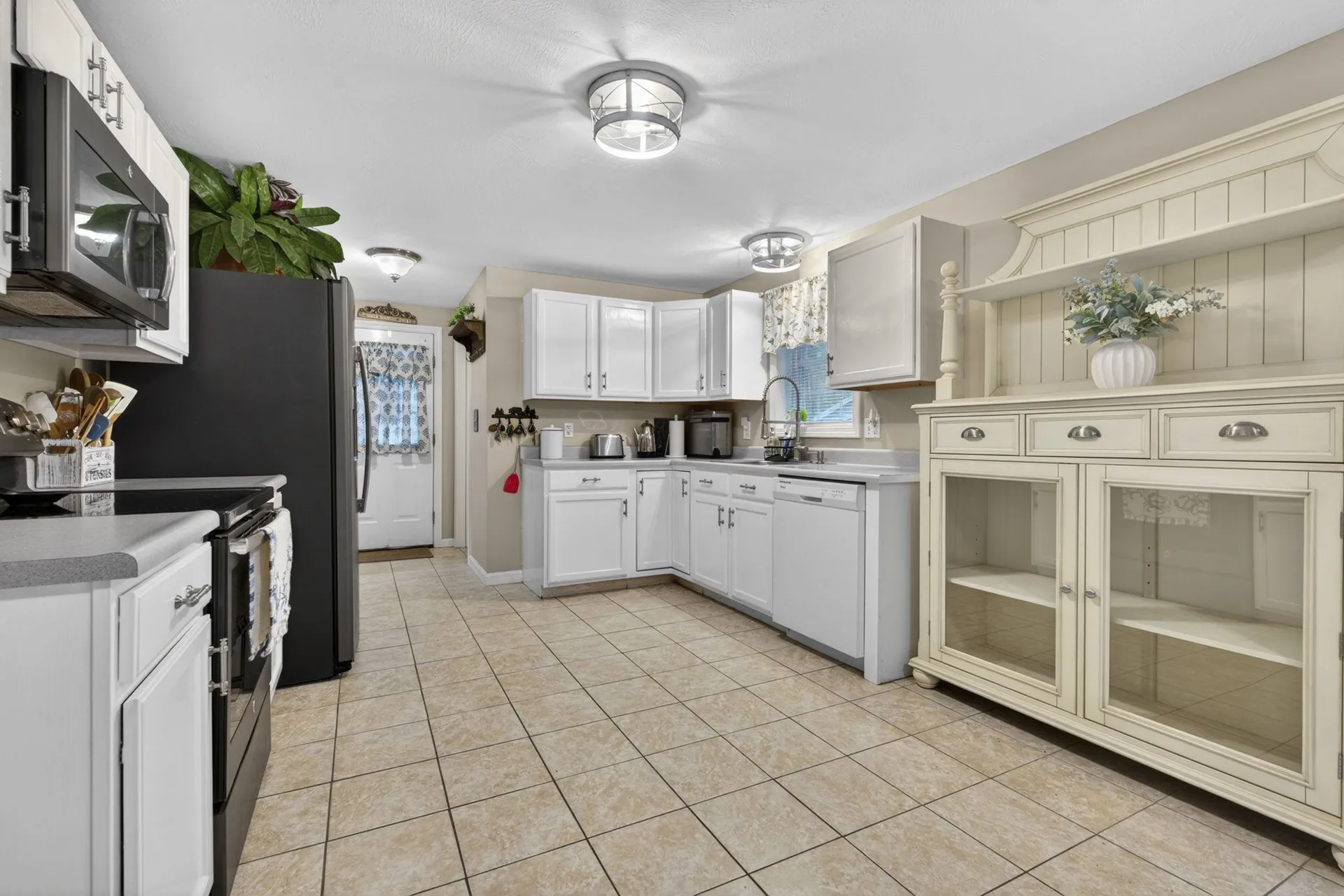 184 Jefferson Drive Hillsborough NH 03244
