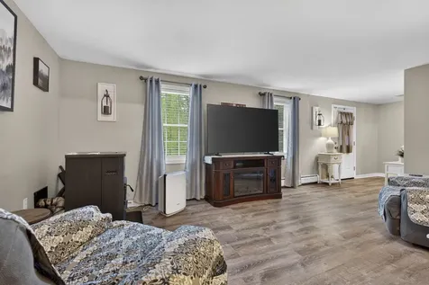 184 Jefferson Drive Hillsborough NH 03244