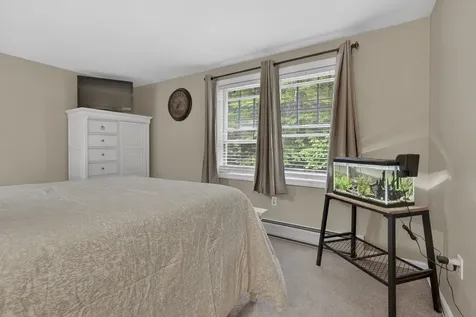 184 Jefferson Drive Hillsborough NH 03244