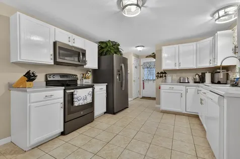 184 Jefferson Drive Hillsborough NH 03244