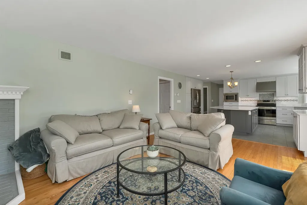 25 Wolfeboro Road Hanover NH 03750
