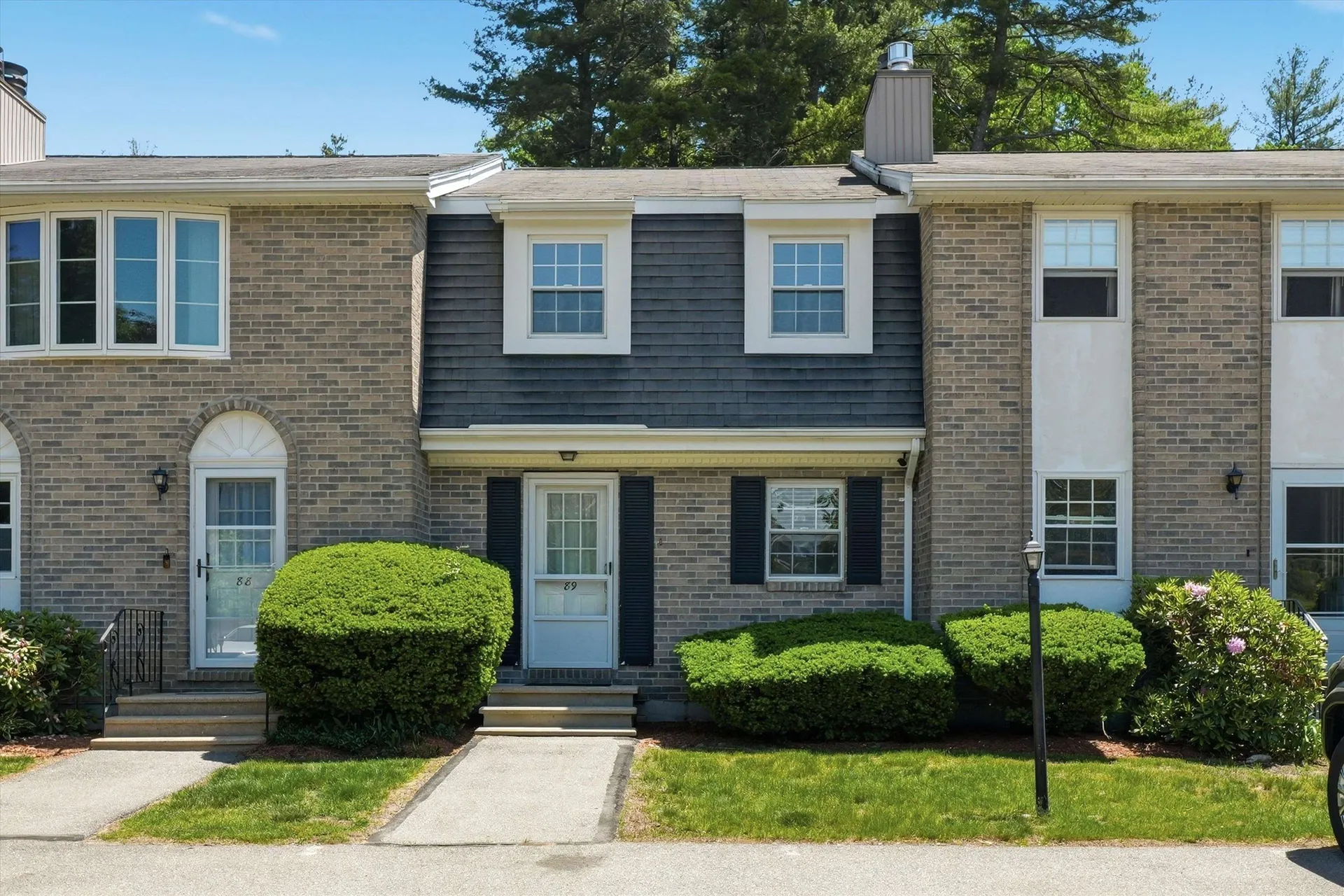 89 Fieldstone Drive Londonderry NH 03079