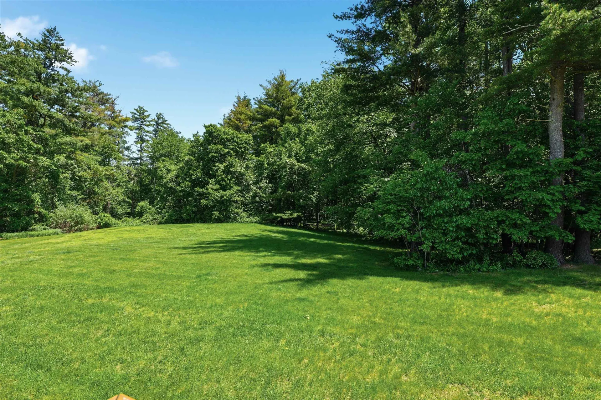89 Fieldstone Drive Londonderry NH 03079