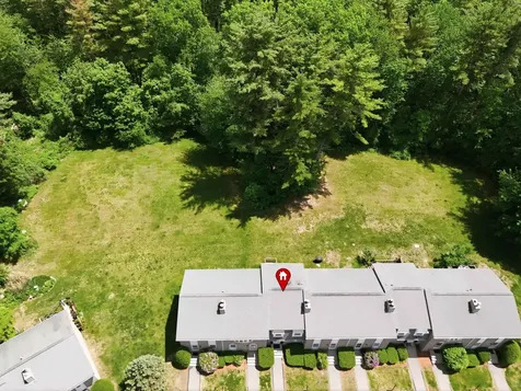 89 Fieldstone Drive Londonderry NH 03079