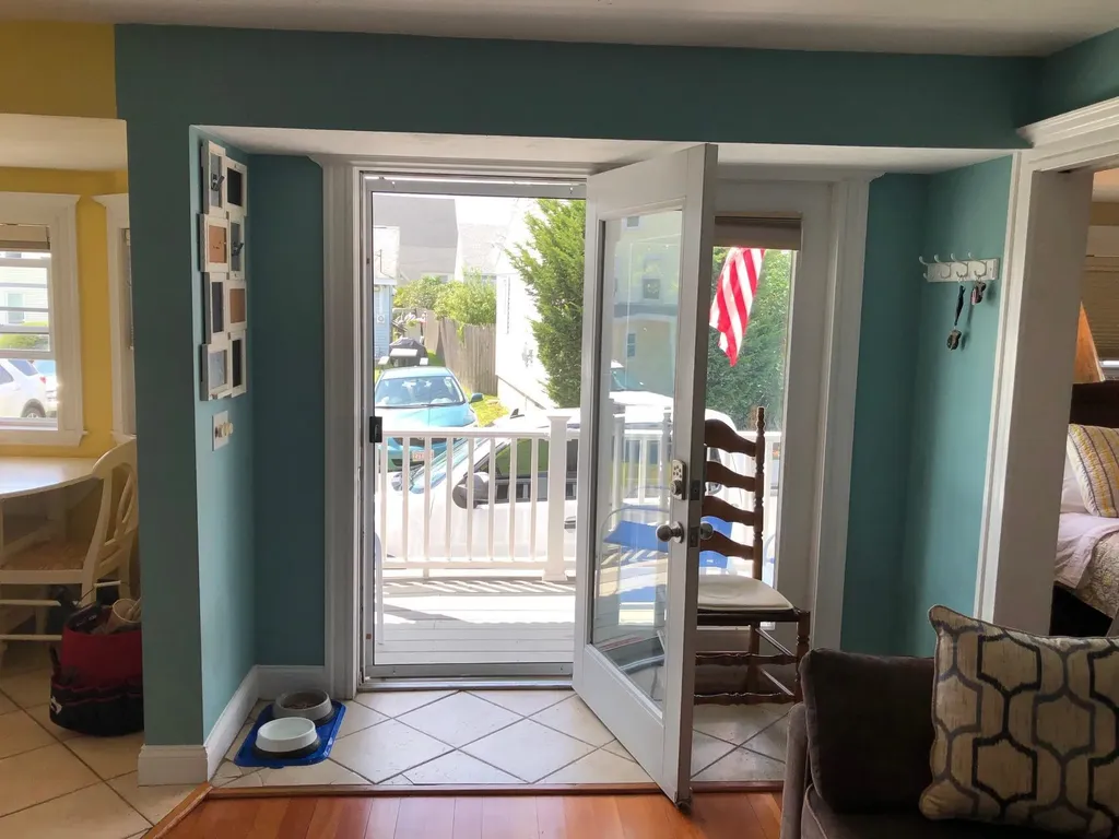 6 Francis Street Hampton NH 03842