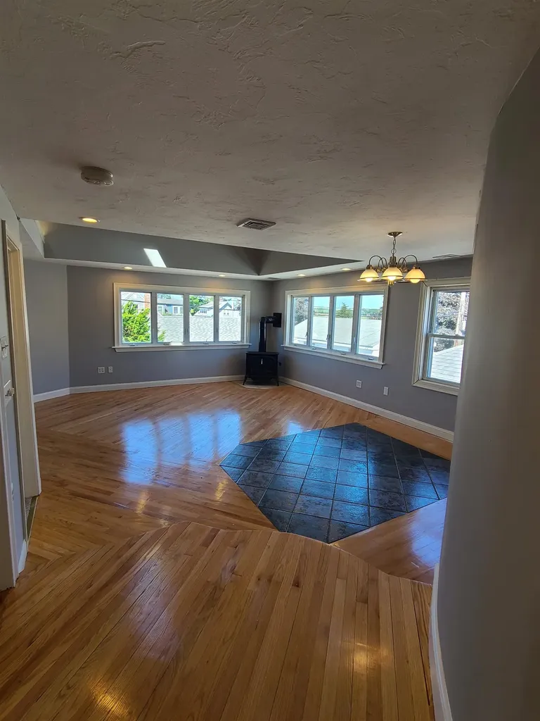 6 Francis Street Hampton NH 03842