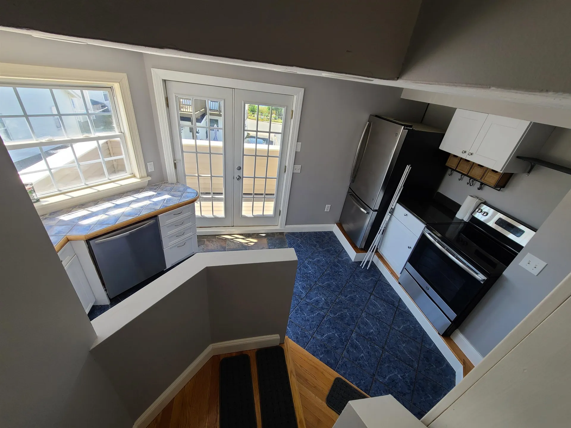 6 Francis Street Hampton NH 03842
