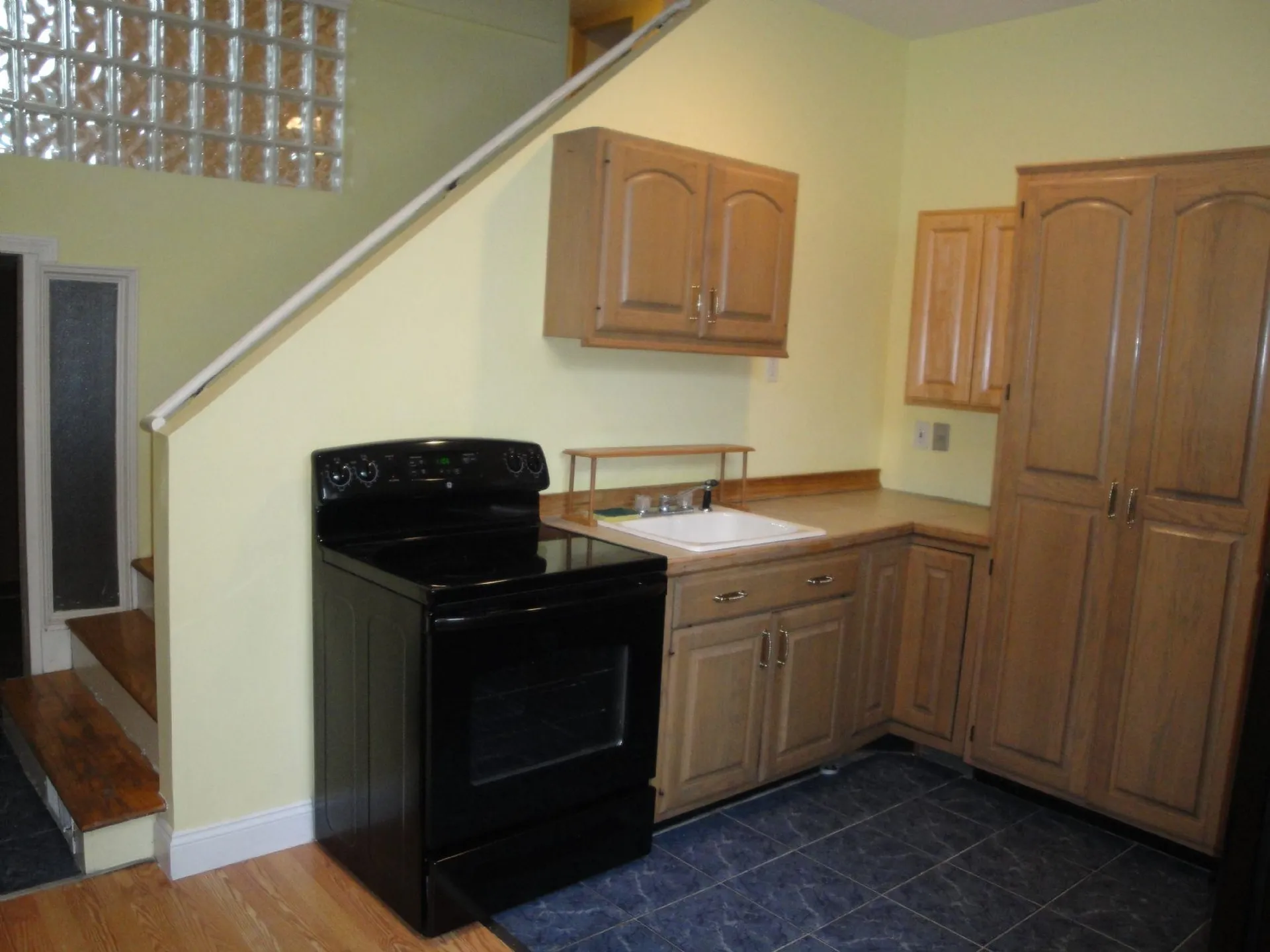 6 Francis Street Hampton NH 03842