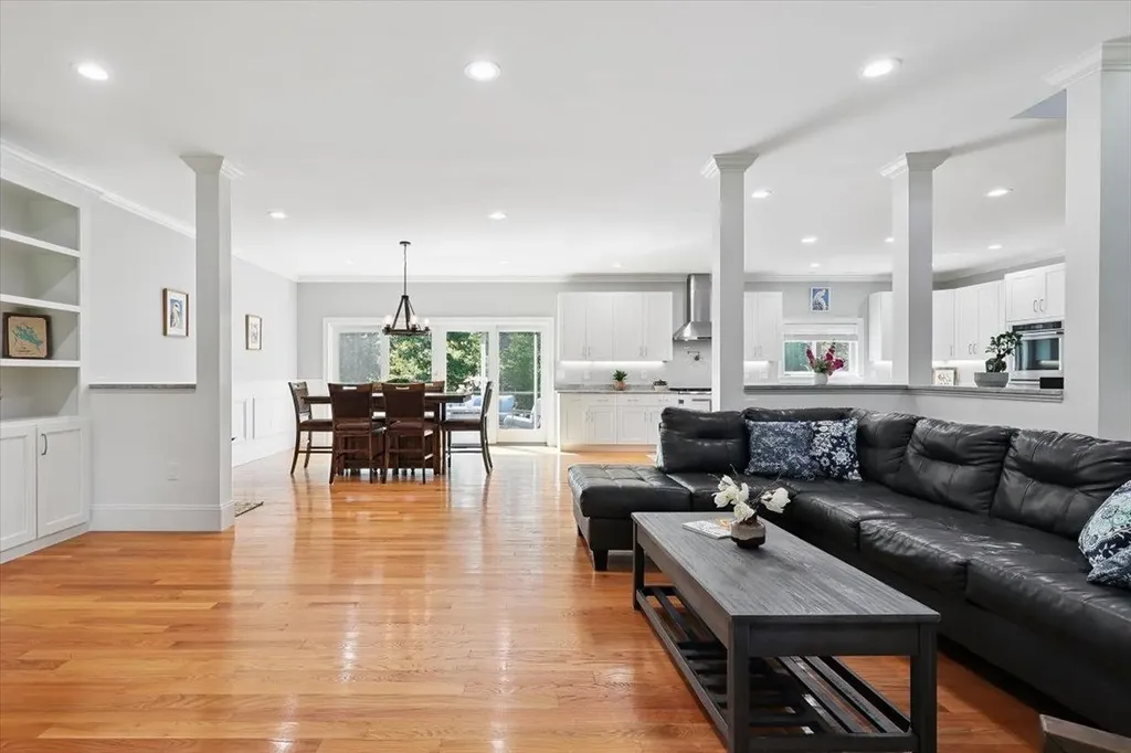 22 Austin Lane Hollis NH 03049