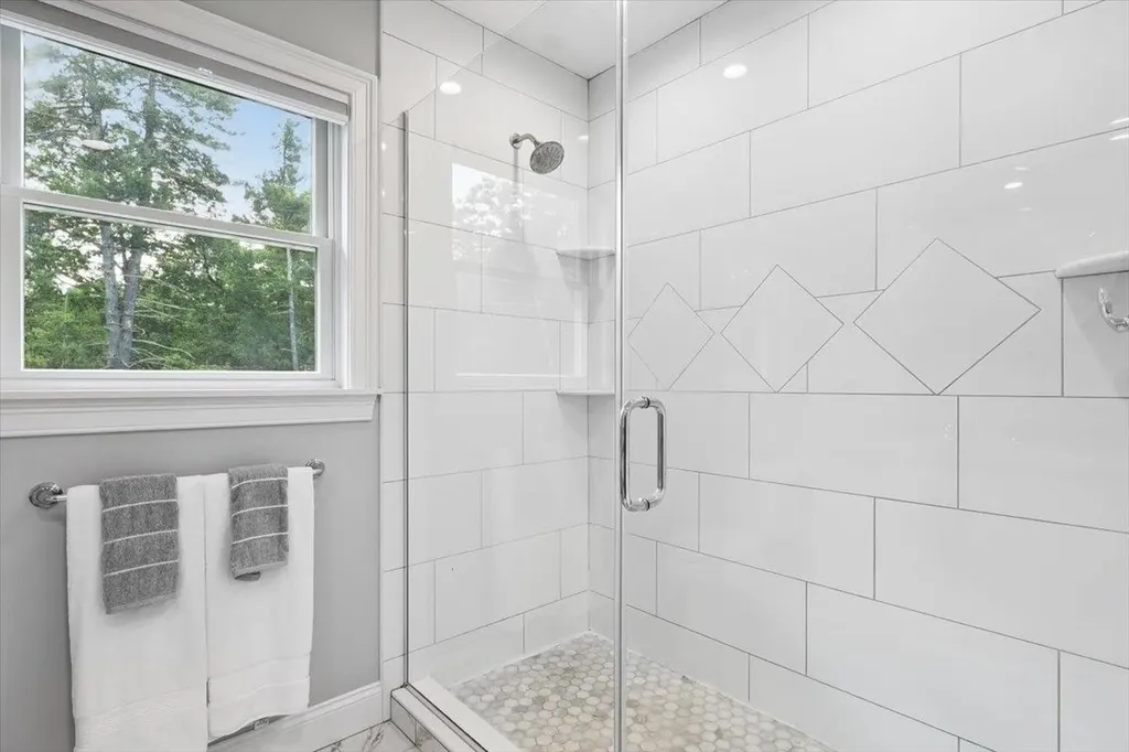 22 Austin Lane Hollis NH 03049