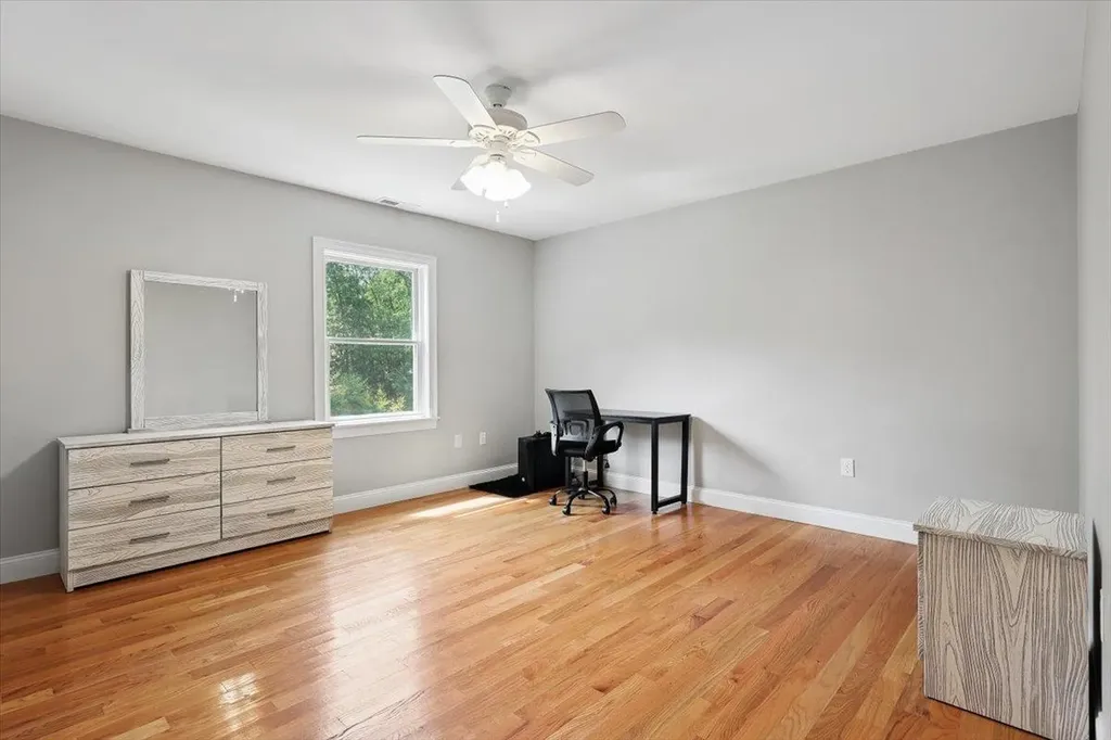 22 Austin Lane Hollis NH 03049