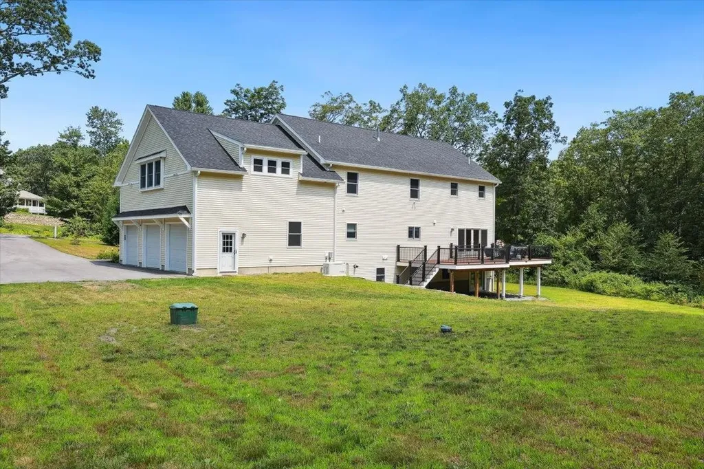22 Austin Lane Hollis NH 03049