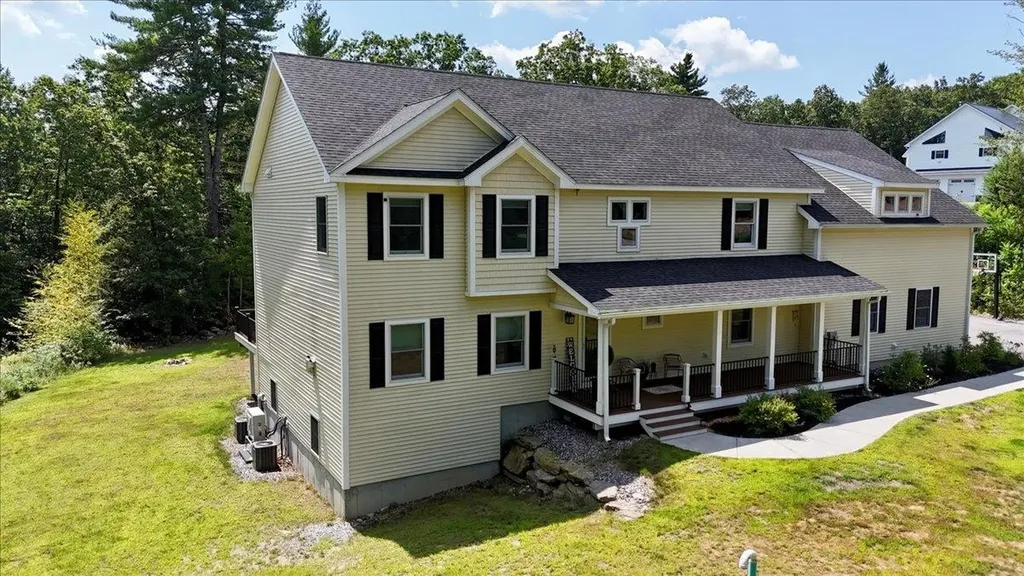 22 Austin Lane Hollis NH 03049